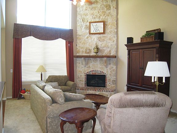5th image of 11084 Southwyck Dr