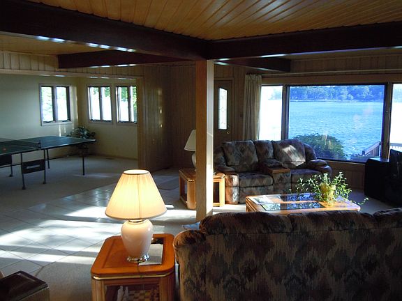 5th image of 33570 N Lake Shore Dr