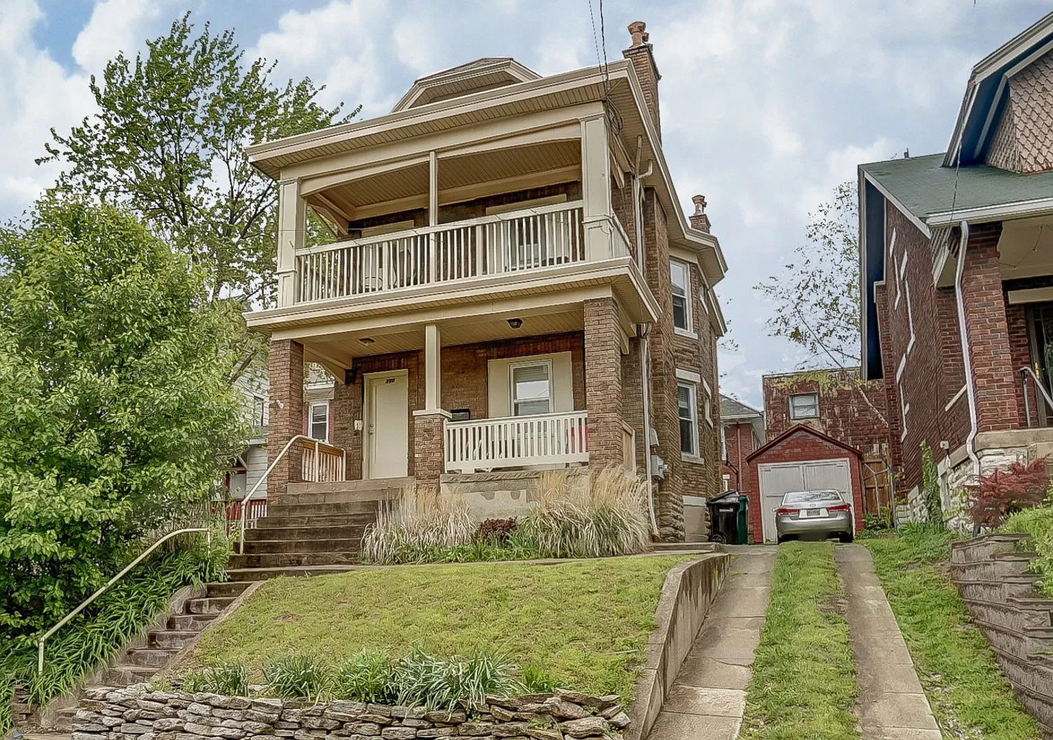 350 Volkert Ave — Photo 3
