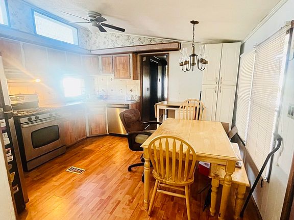 3rd image of 103 Edbert St
