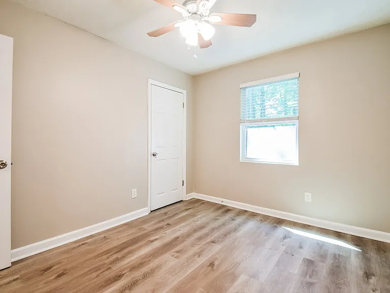 3210 Fescue Cir — Photo 14
