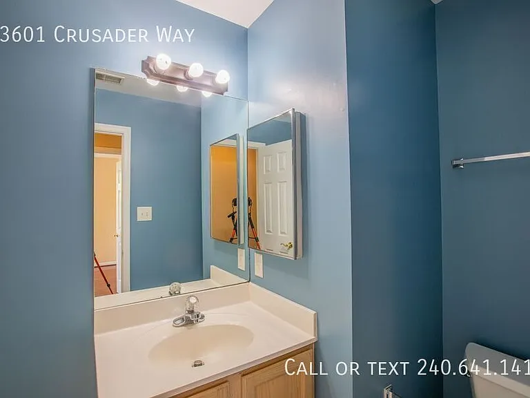 13601 Crusader Way — Photo 28