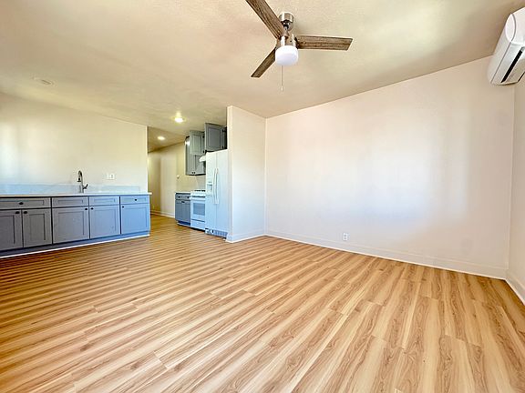 2nd image of 720.5 E 48th St #720-1/2