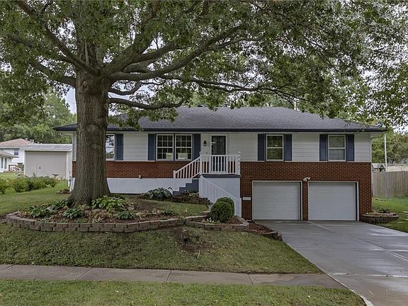 2nd image of 3821 Haden Dr