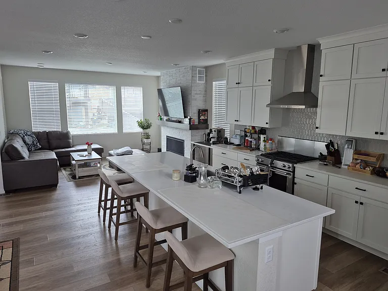 11732 Amplify Cir — Photo 15