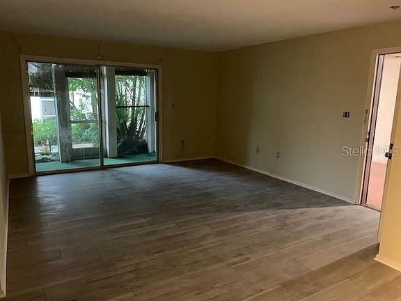 4th image of 518 Orange Dr APT 15