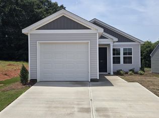 151 Cloverfield Ln, Spartanburg, SC 29303