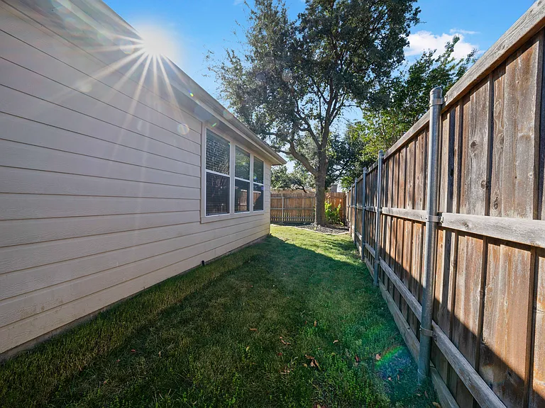 3904 Oakhurst Ln — Photo 29