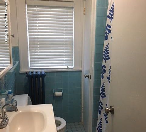 5th image of 7 Oakwood Ave