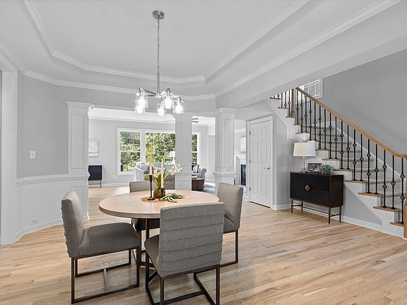 5th image of 1019 Bianco Dr