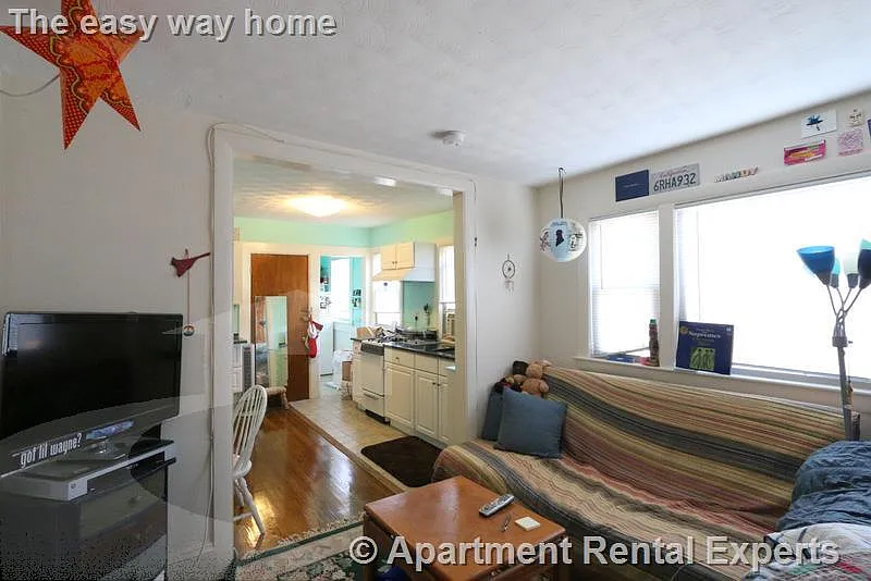 Studio, 343 sqft, $2,200 — Photo 2