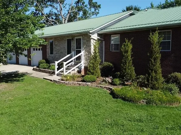 893 Zinc Rd, Harrison, AR 72601