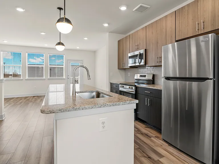 Fieldside Grande Apartments & Townhomes — Photo 49