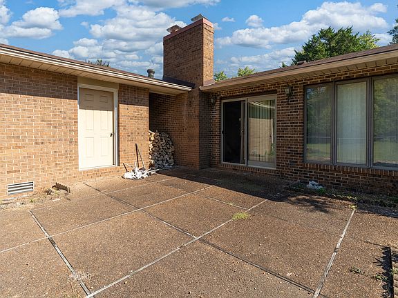3rd image of 2201 McHaney Rd