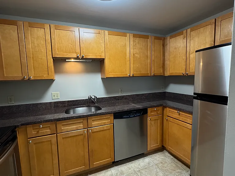 1151 Beacon St — Photo 3