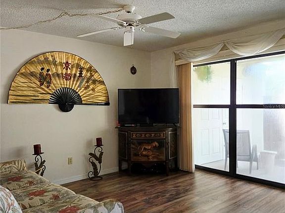 2nd image of 6224 PRINCIPIA DRIVE #4
