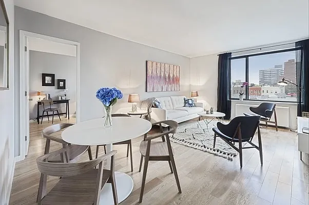 Rented by Compass | media 17