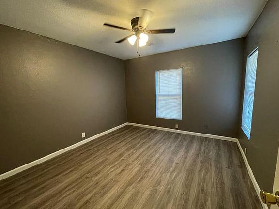 2nd image of 3208 Littlejohn Ave #1