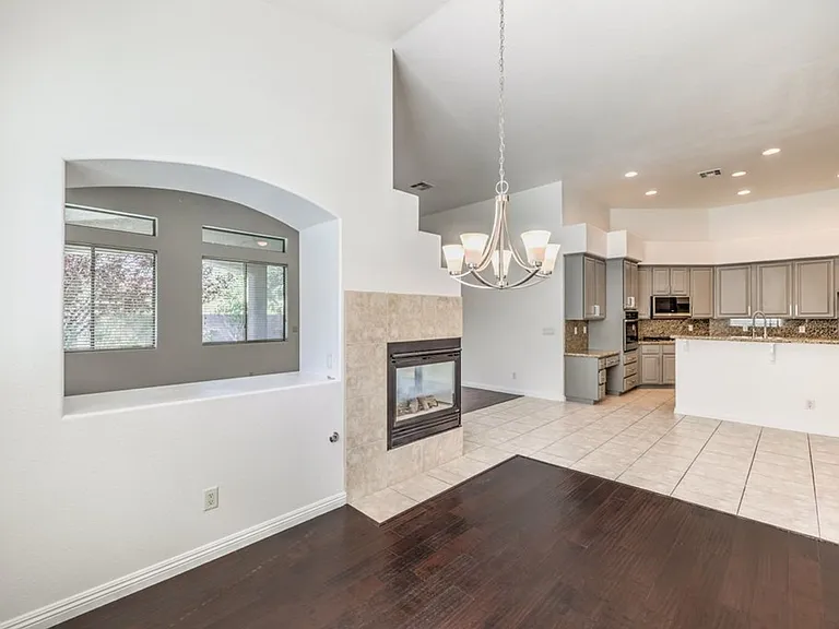 1393 Romanesca Dr — Photo 15