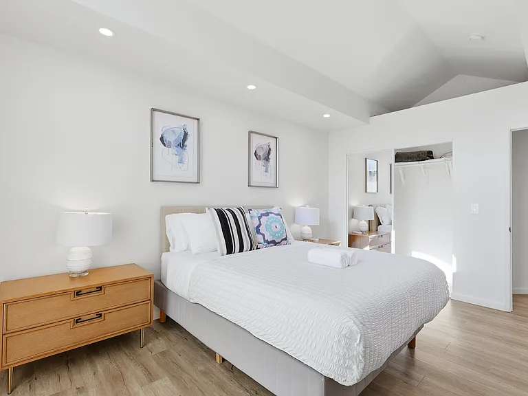 437 Norfolk Dr — Photo 55