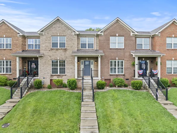 739 Arrowhead Trl, Mount Sterling, KY 40353