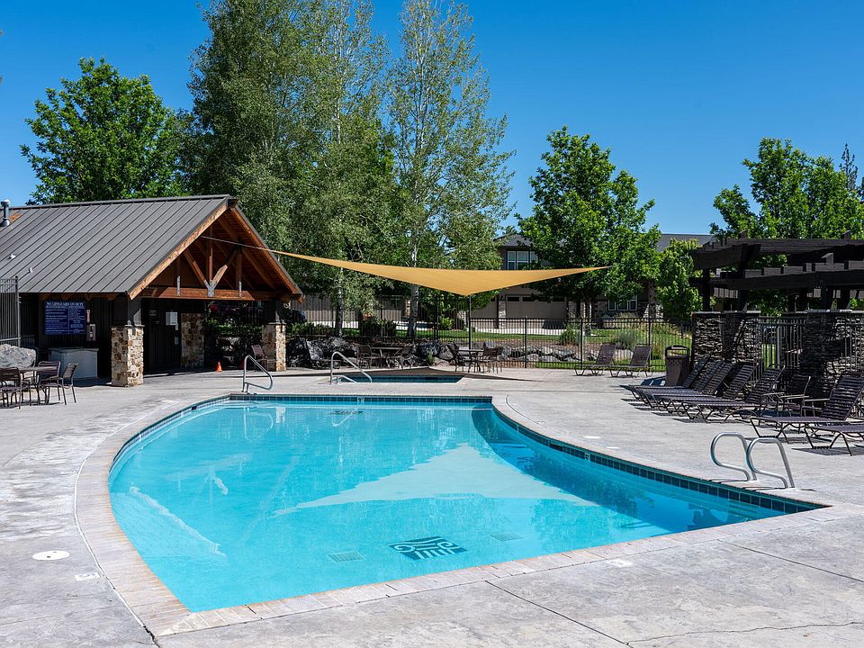 1st image of 19733 Aspen Meadows Dr