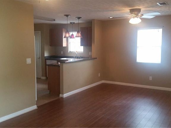 2nd image of 15487 Woodridge Ln