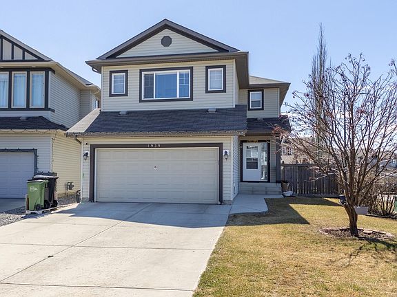 2nd image of 1939 118th St SW
