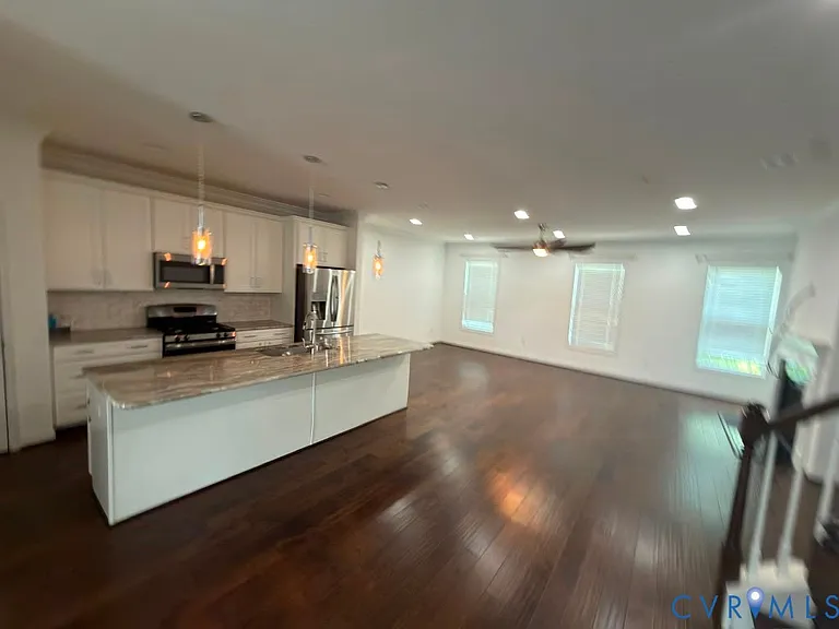 11403 Hayloft Ln — Photo 3