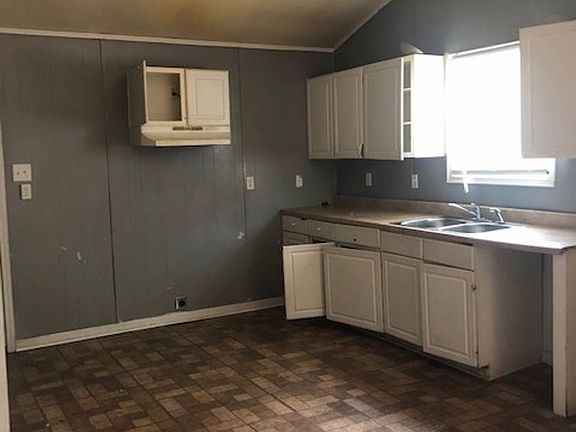 2nd image of 101 Sternberg Dr