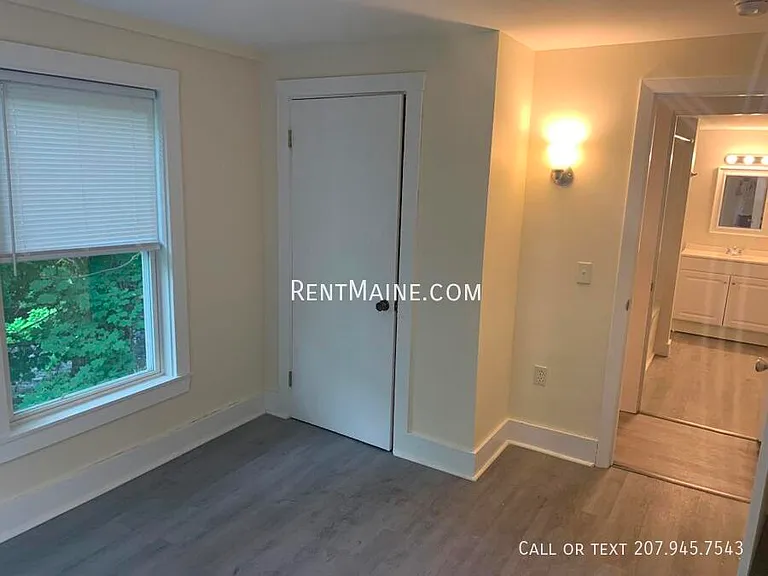 558 S Main St — Photo 13