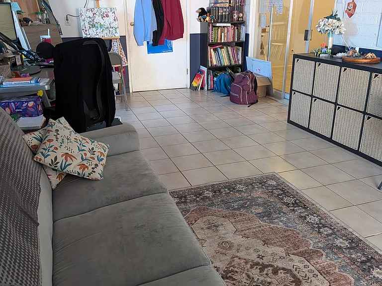 1117 E Maryland Ave — Photo 10