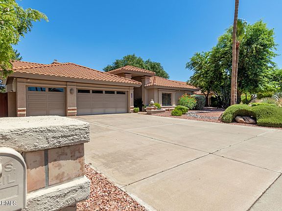 3rd image of 1322 E Le Marche Ave