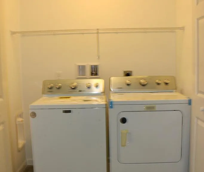 1815 Shady Ln — Photo 13