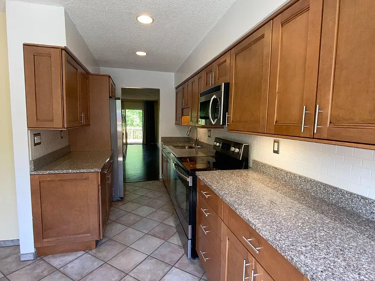 326 Brigade Ct — Photo 46