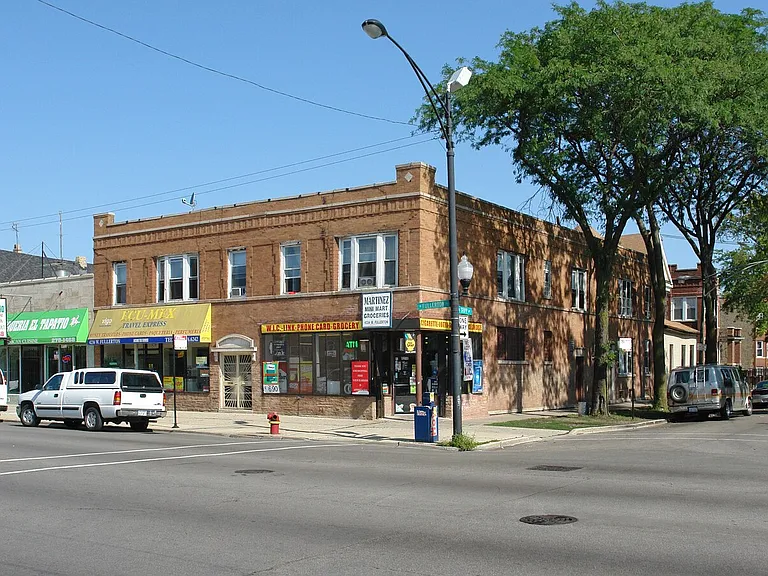 4234-36 W Fullerton/2410 Tripp — Photo 2