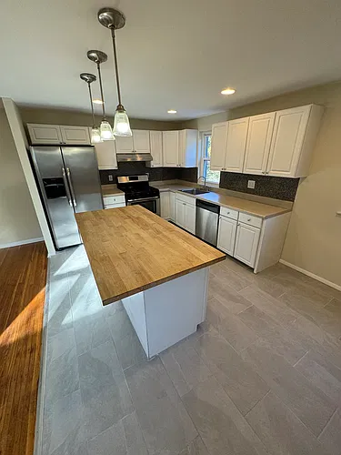 648 Jackson St Photo 1