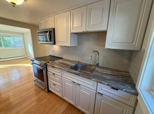89 Portsmouth Ave, Greenland, NH 03840