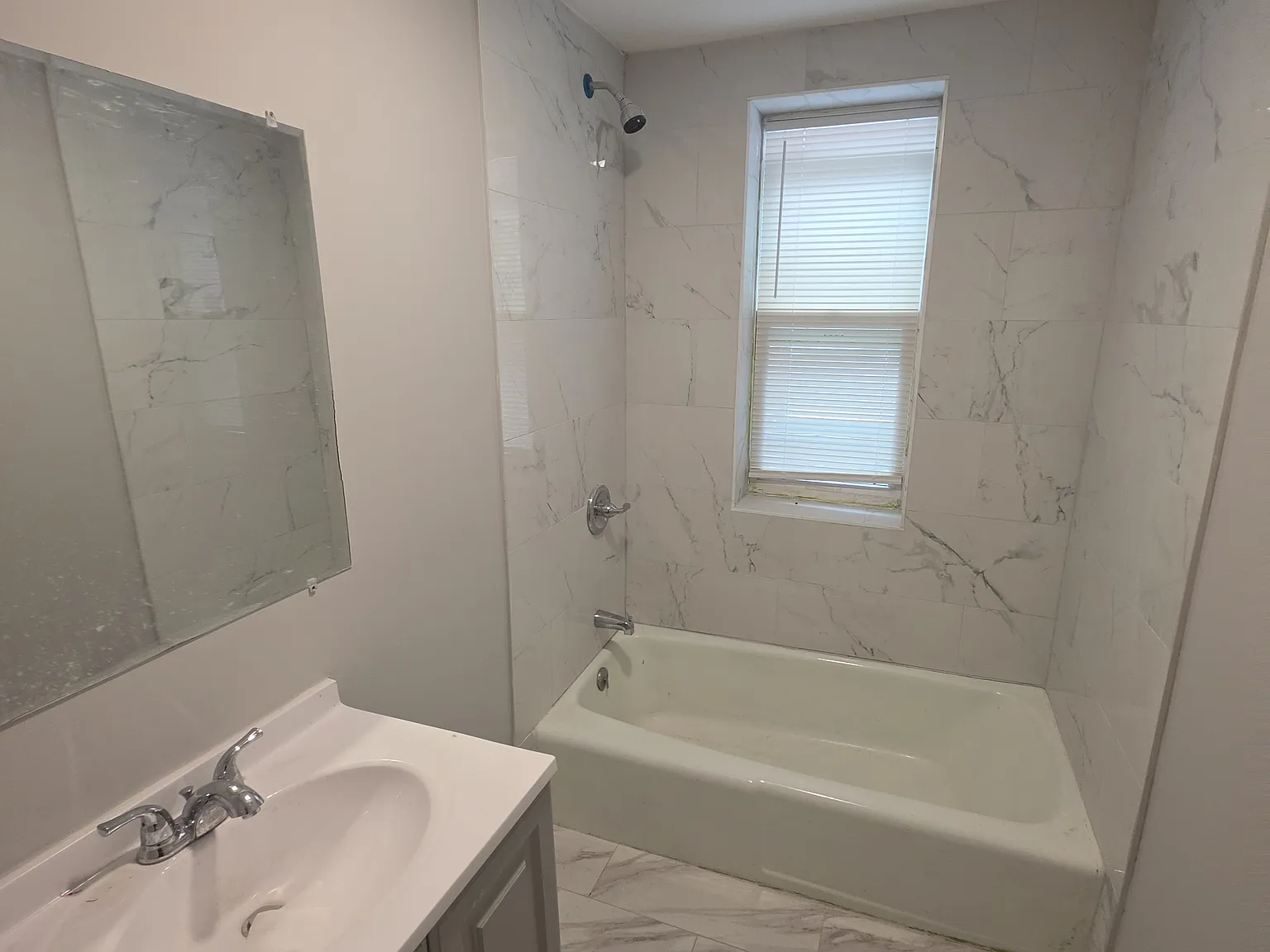 2 bed, 900 sqft, $1,550 — Photo 3