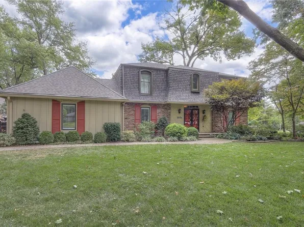9015 Outlook Dr, Overland Park, KS 66207