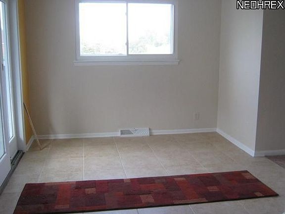 5th image of 5930 Scarlet Oak Dr