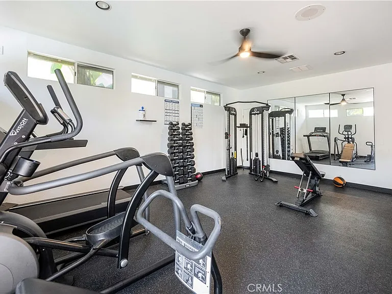 10 Corniche Dr #E — Photo 25