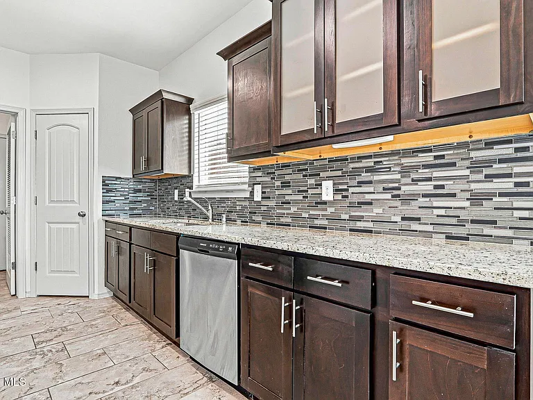 1089 Indigo Sky St — Photo 10