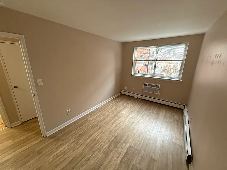 2307 N Harrison Street — Photo 18