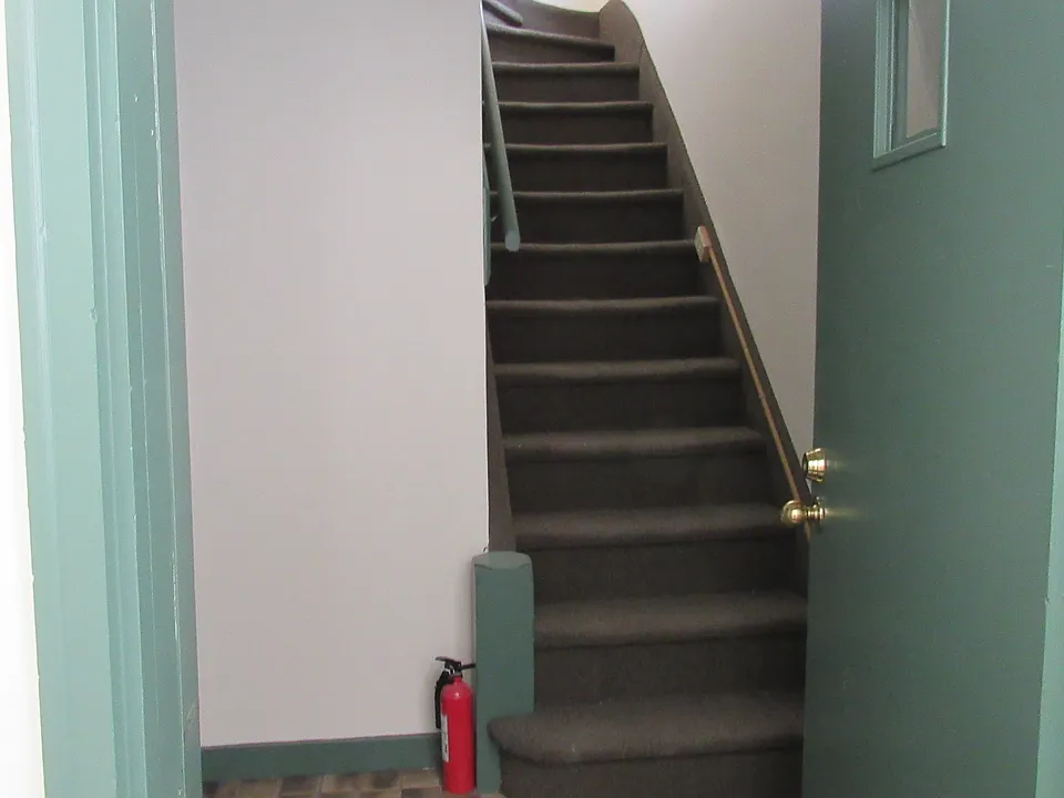 35 Taylor Ave #2