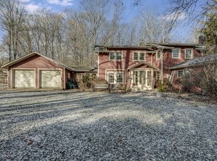 302 Oak Ridge Rd, West Milford Twp., NJ 07438