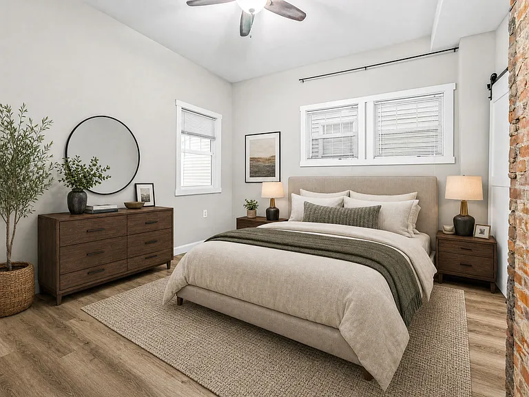 1112 E Spring St #1 — Photo 10