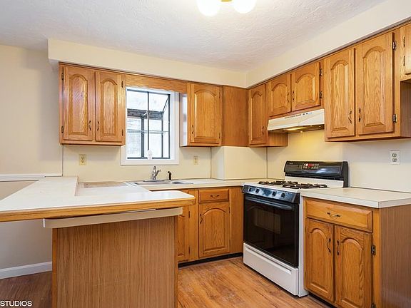 4th image of 20 Washington St APT 2-7