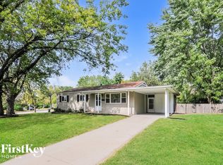 1240 S Waterford Dr, Florissant, MO 63033