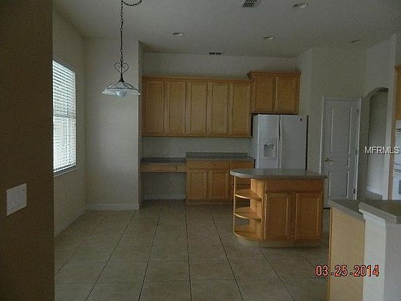 3rd image of 4072 Greystone Dr
